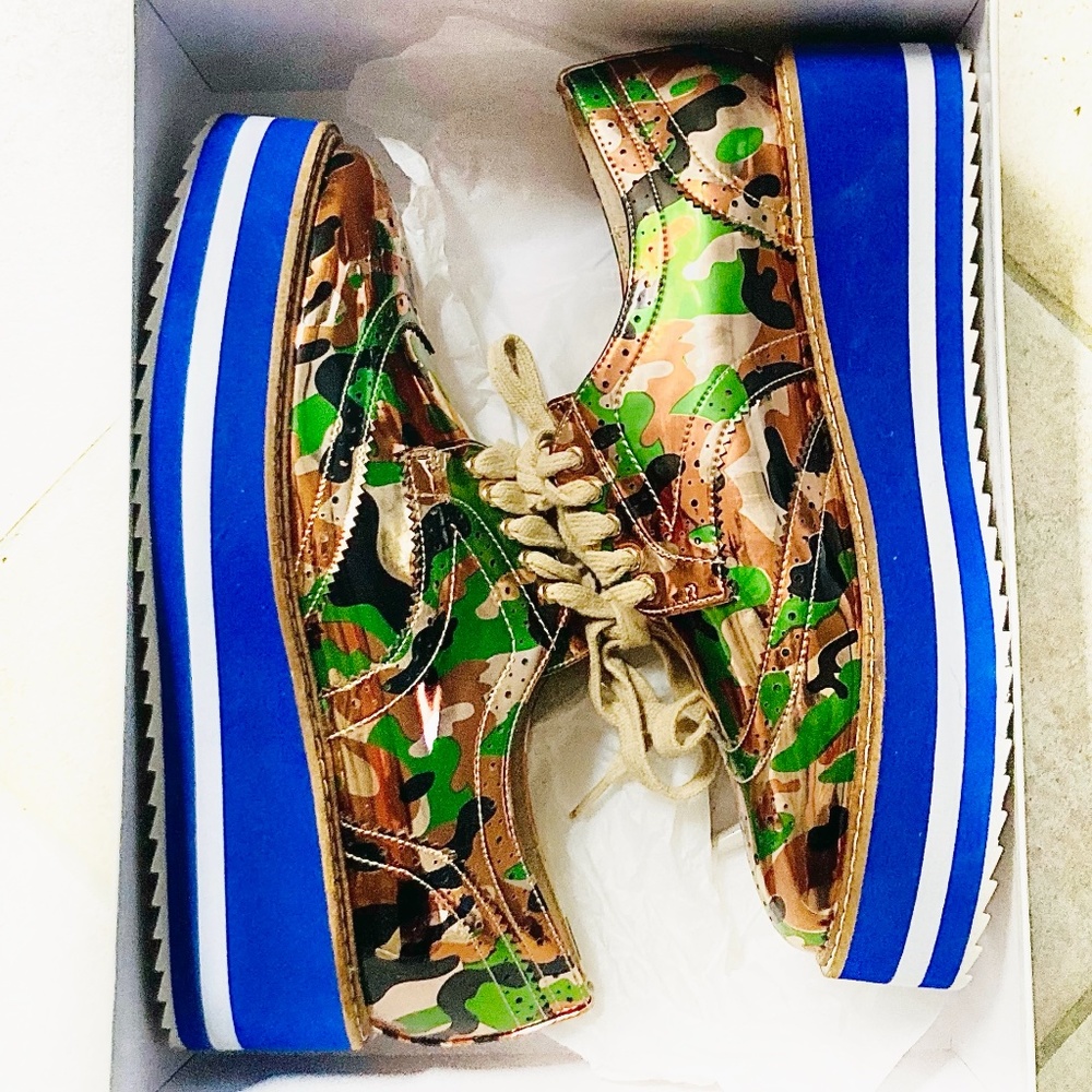 Shellys London Camo shoes